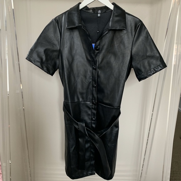 MISSGUIDED Faux Leather Shirt Dress in Black US 2 - Picture 4 of 9